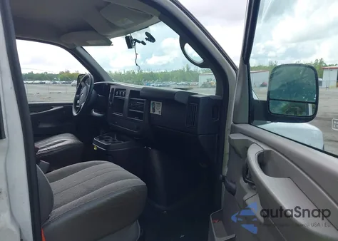 2012 GMC Savana 2500 Work Van z USA, uszkodzony, nr VIN 1GTW7FCA5C1186274